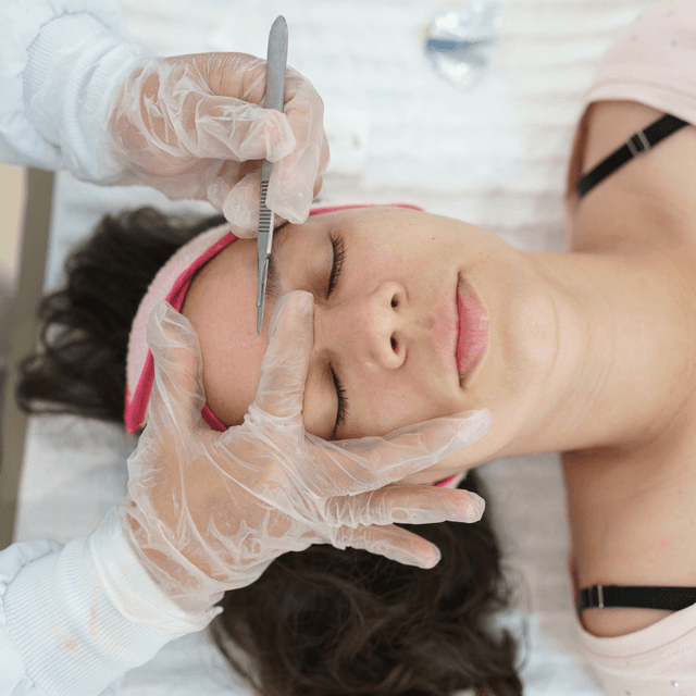 Dermablading and Dermaplaning